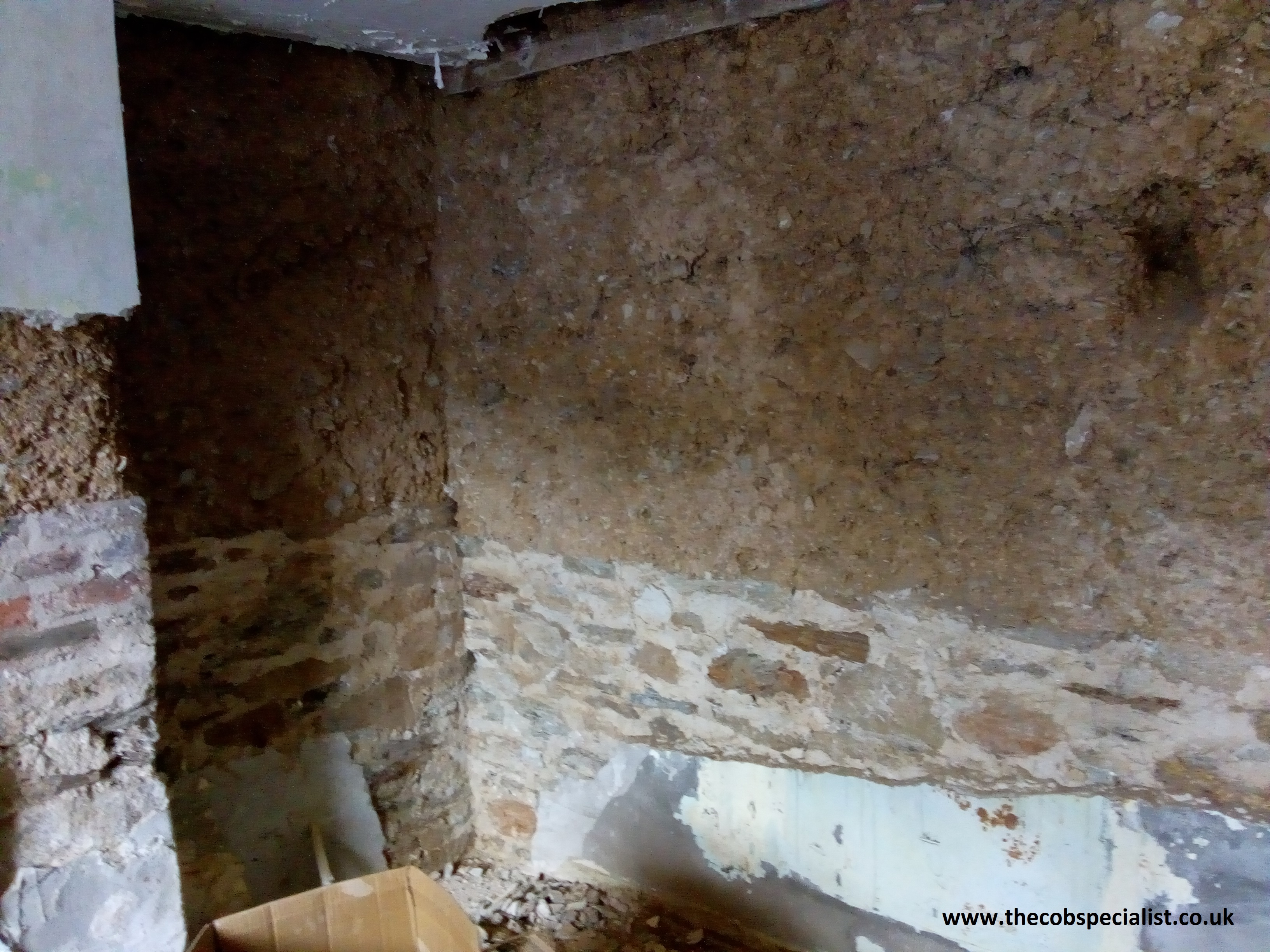 lime plastering Cornwall lime plaster Cornwall lime plaster to cob wall cob wallplaster